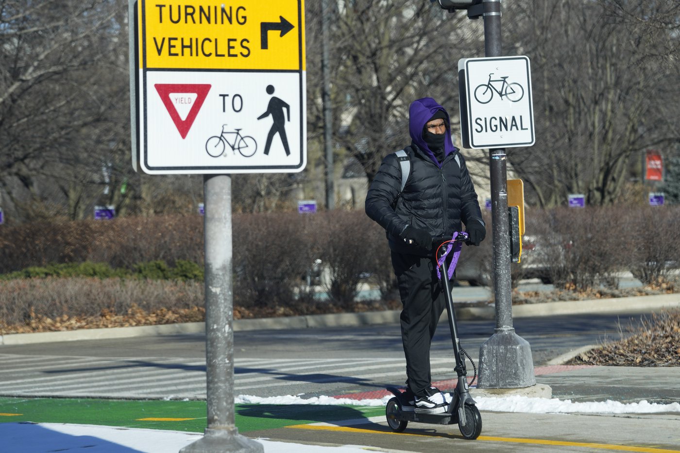 Police issue warning after woman dies in Vancouver e-scooter crash | iNFOnews.ca Police issue warning after woman dies in Vancouver e-scooter crash | iNFOnews.ca