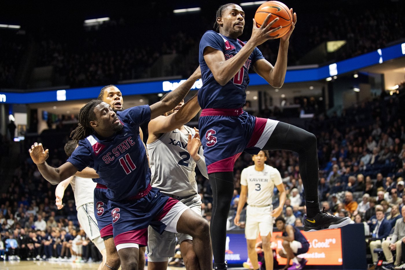 Freemantle scores 17, McKnight 14 as No. 22 Xavier holds on to beat SC State | iNFOnews.ca