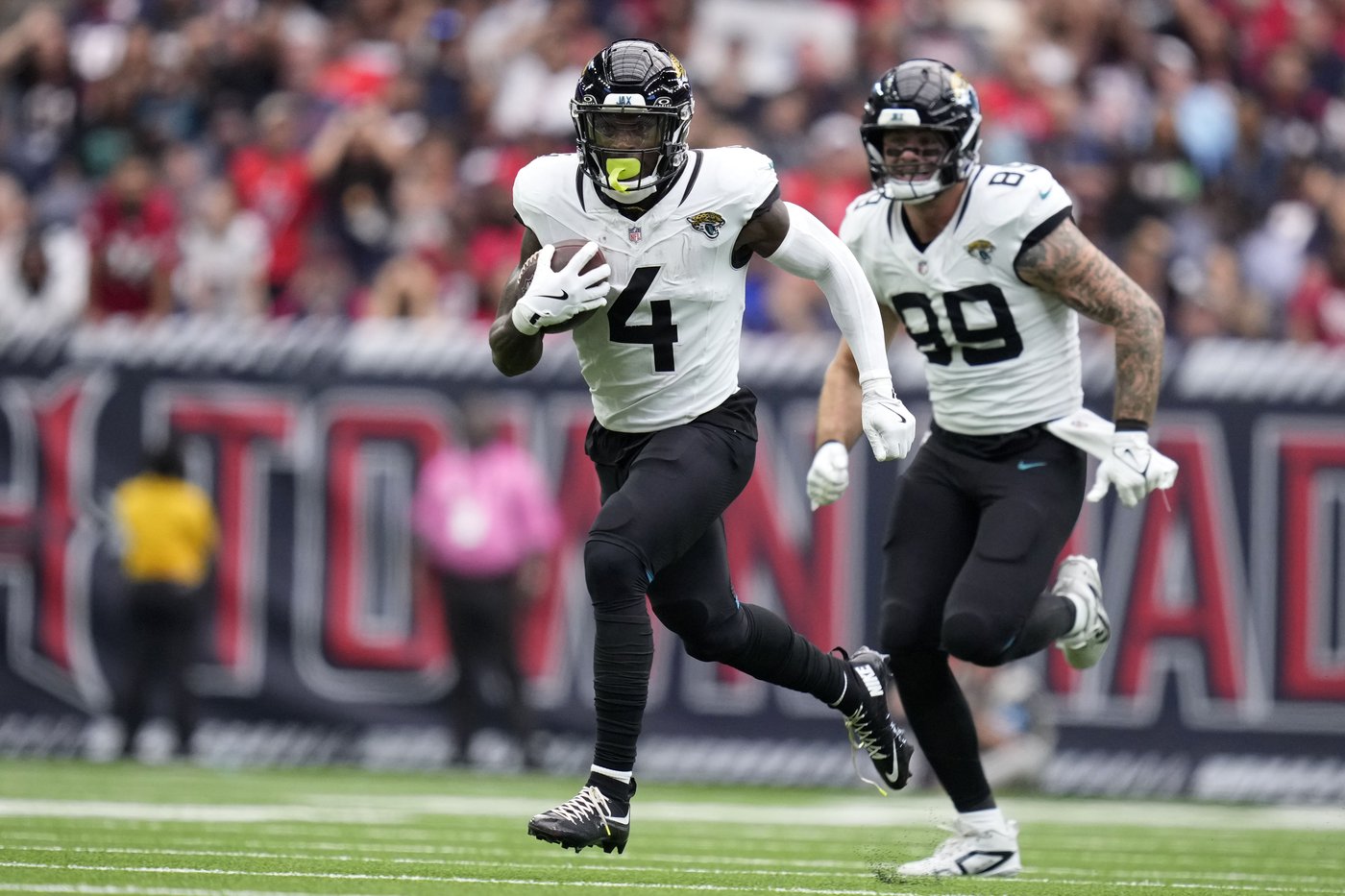 Stroud's TD pass with 18 seconds left lifts Texans to 24-20 win over Jaguars | iNFOnews.ca Stroud's TD pass with 18 seconds left lifts Texans to 24-20 win over Jaguars | iNFOnews.ca