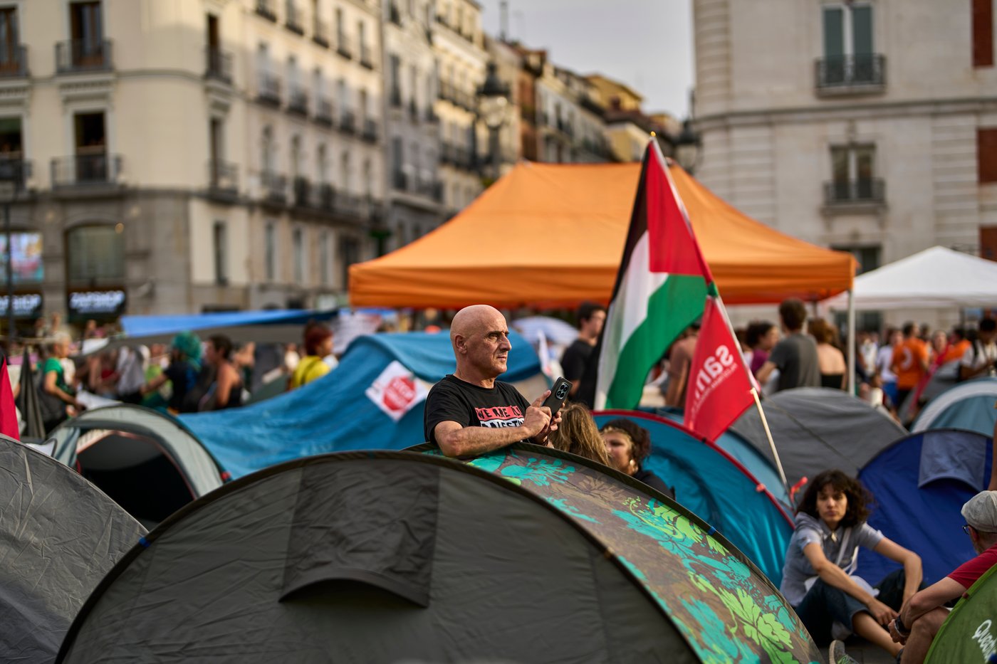 Eviction of 87-year-old sparks encampment protest in Madrid over housing crisis | iNhome