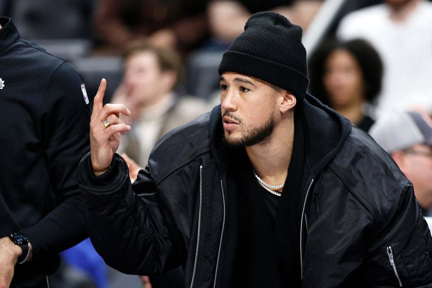 Booker returns from injury for the Suns but the Knicks are without Brunson and Hart | iNFOnews.ca