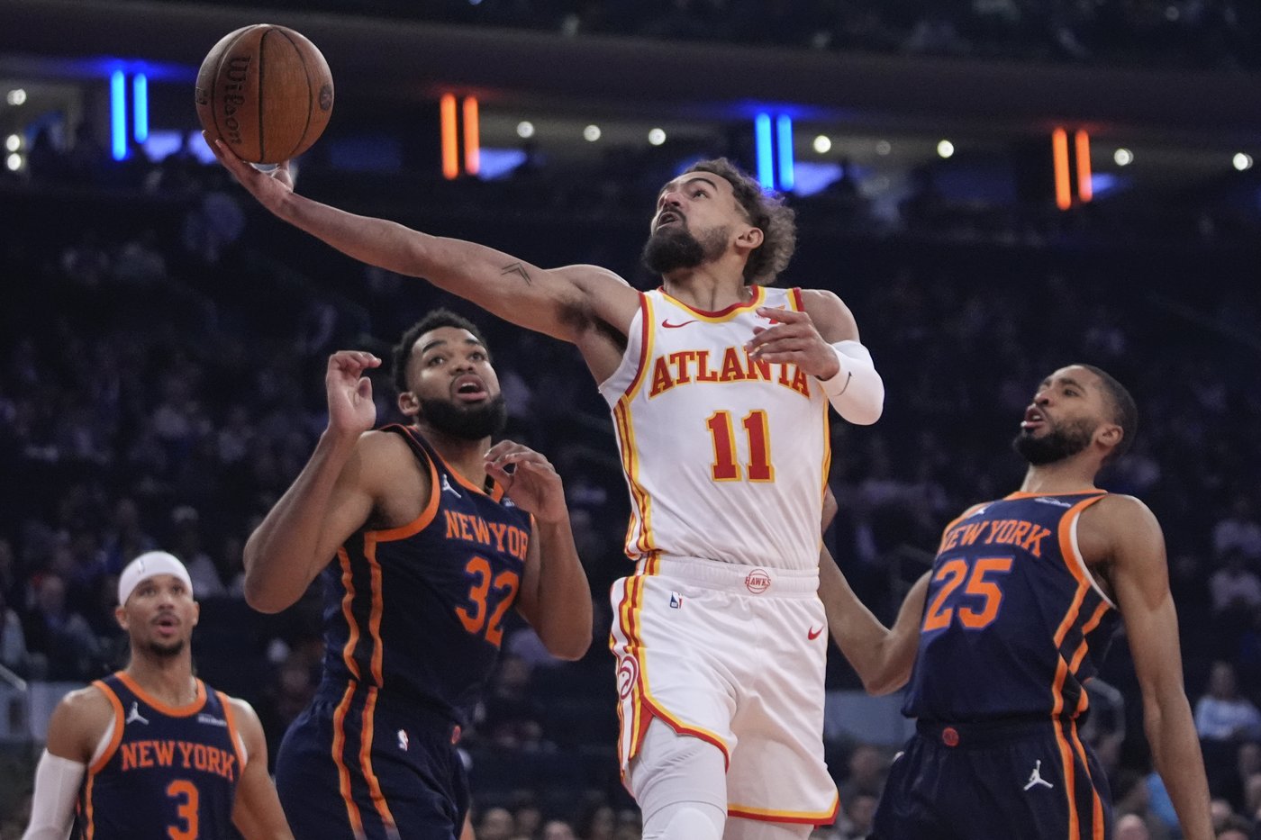 Rolling the dice on his way to Las Vegas, Trae Young shows he's always a safe bet at MSG | iNFOnews.ca Rolling the dice on his way to Las Vegas, Trae Young shows he's always a safe bet at MSG | iNFOnews.ca