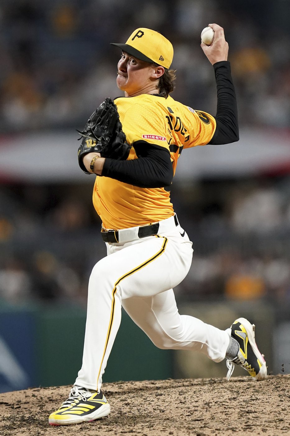 Pirates rookie Bubba Chandler makes history during electric, efficient major league debut | iNFOnews.ca