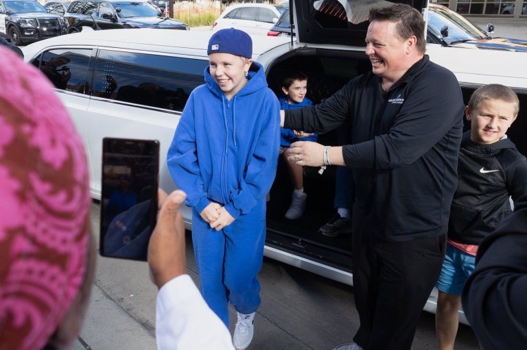Girl shot in Minneapolis church returns home from the hospital | iNFOnews.ca