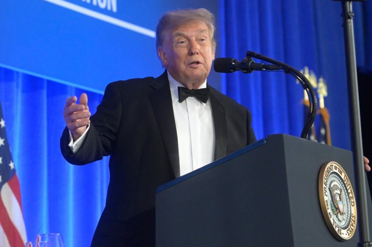'The show must go on,' Trump says at White House correspondents' dinner rescheduled after shooting | iNFOnews.ca