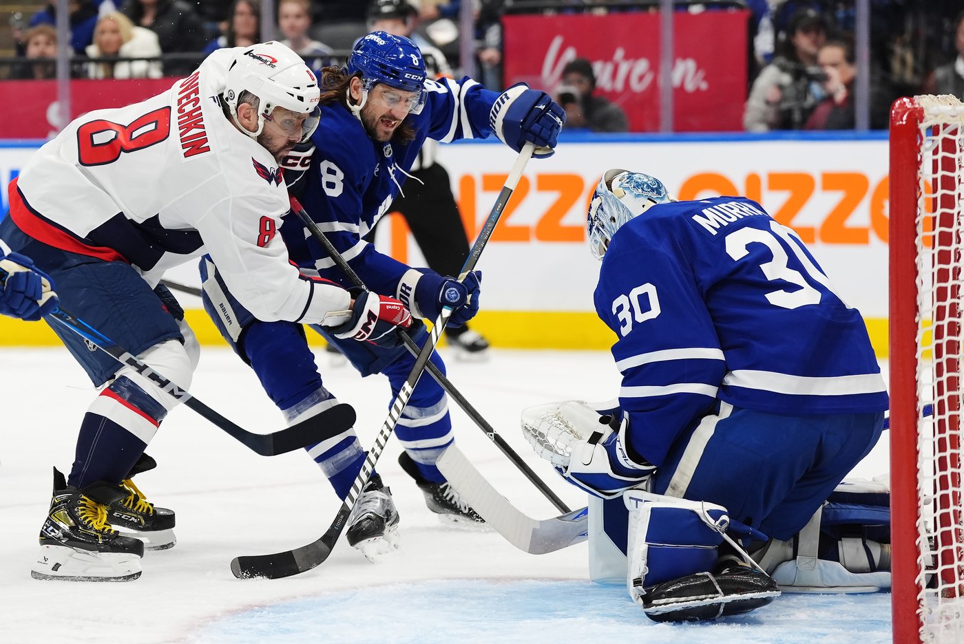 Capitals clip Maple Leafs 5-2, Alex Ovechkin scores in return from injury | iNFOnews.ca