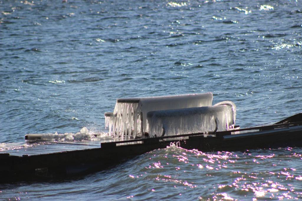 iN PHOTOS: Fascinating ice formations in Kamloops, Okanagan | iNFOnews.ca