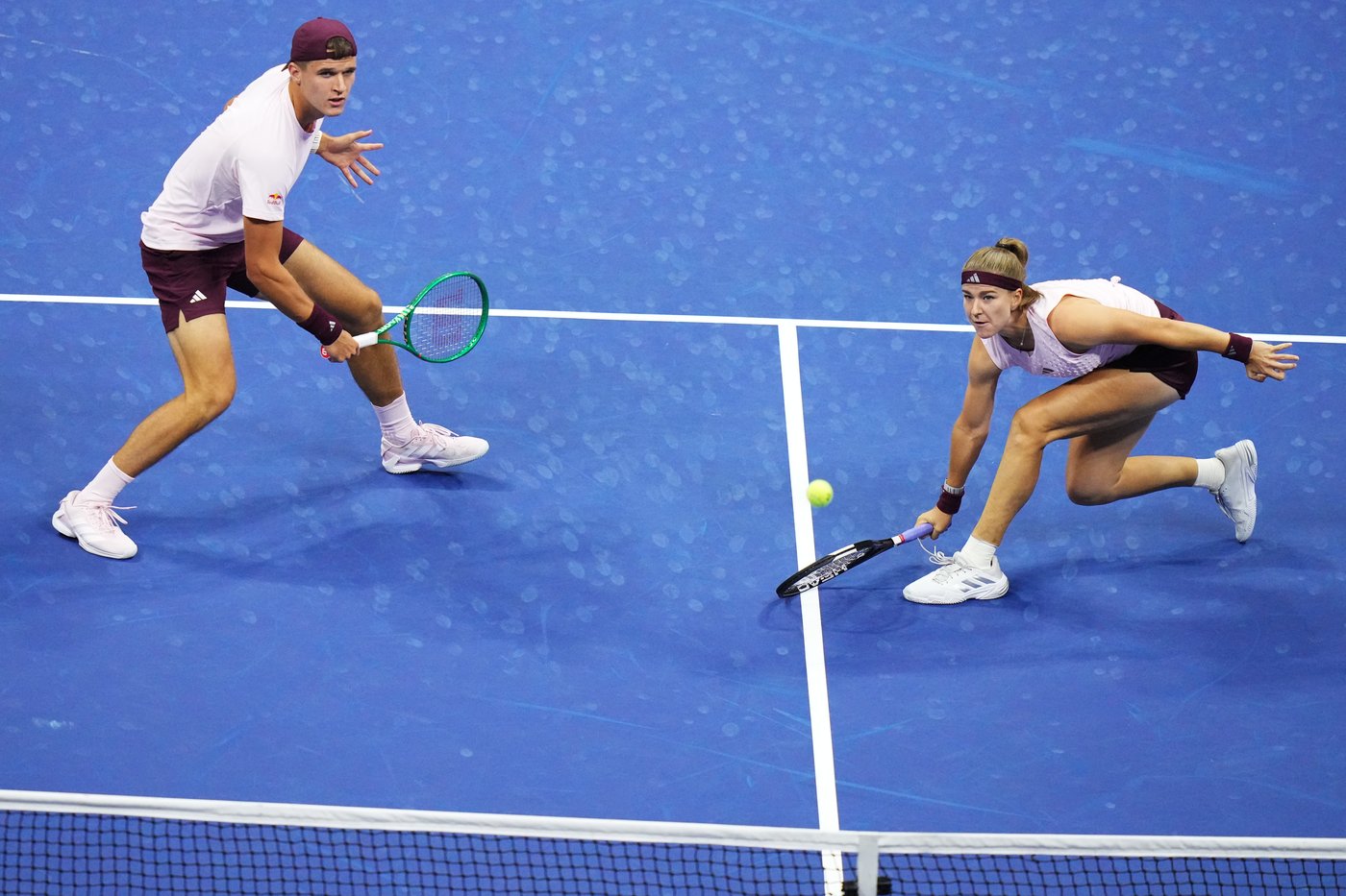 Top tennis stars team up for the U.S. Open mixed doubles tournament, in photos | iNFOnews.ca