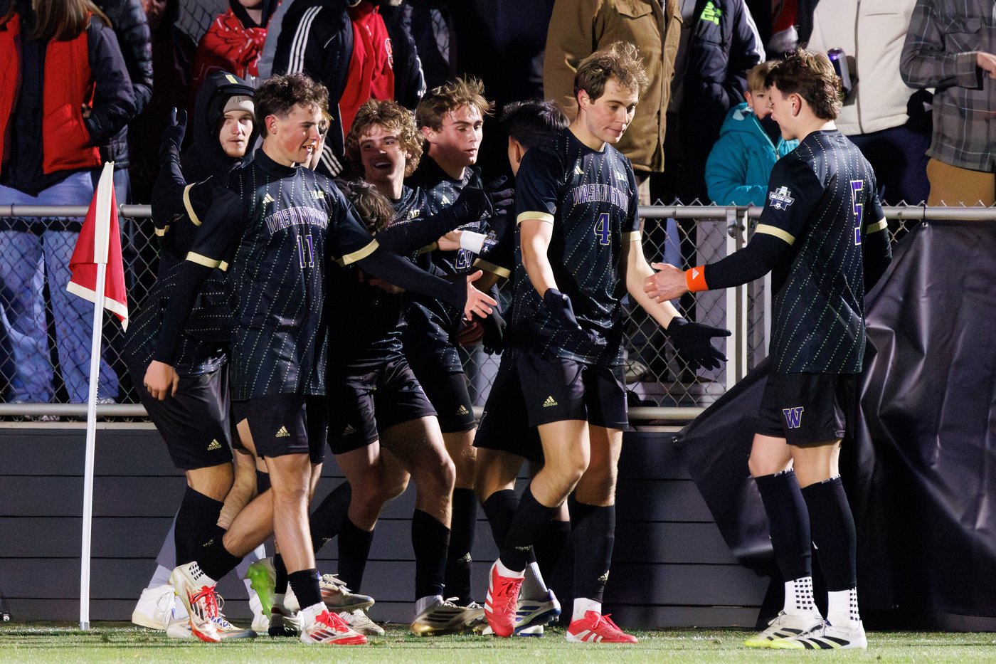 Harrison Bertos scores in OT to help Washington beat N.C. State 3-2 and win first Men's College Cup | iNFOnews.ca