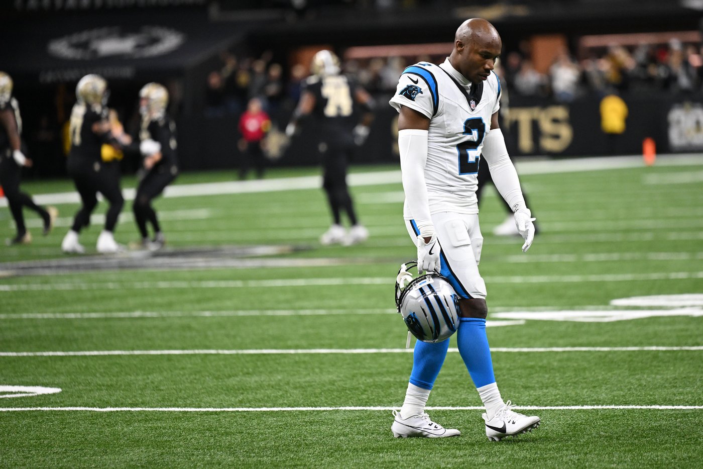 Panthers struggling to handle success, lose control of destiny in NFC South playoff race | iNFOnews.ca