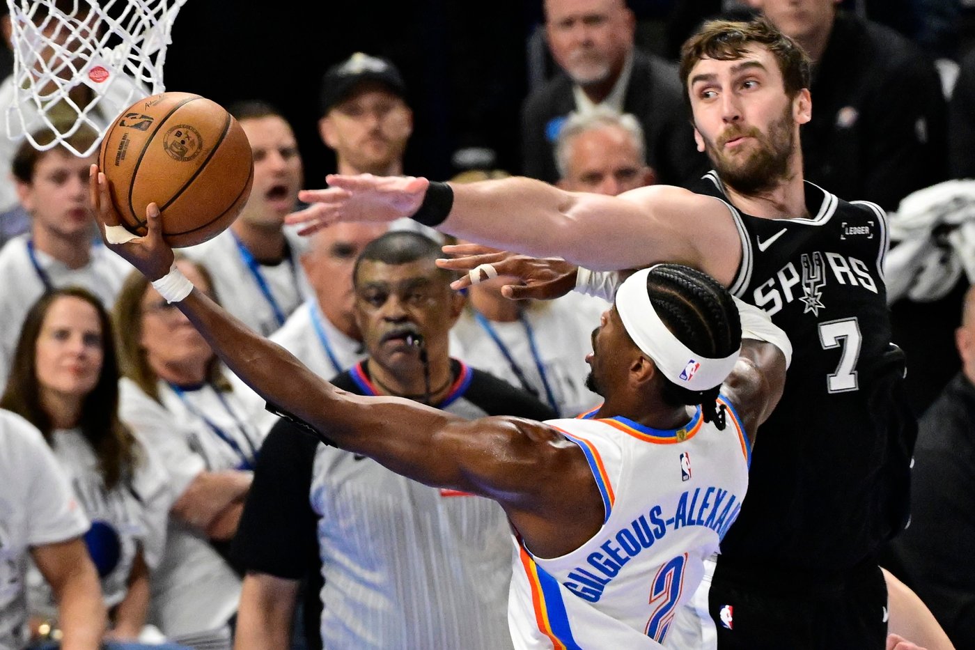 Thunder top Spurs 127-114 in Game 5, move a win away from a return to NBA Finals | iNFOnews.ca Thunder top Spurs 127-114 in Game 5, move a win away from a return to NBA Finals | iNFOnews.ca