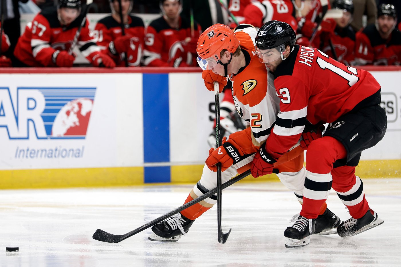 Devils beat the Ducks 4-1 to end a 5-game home losing streak | iNFOnews.ca