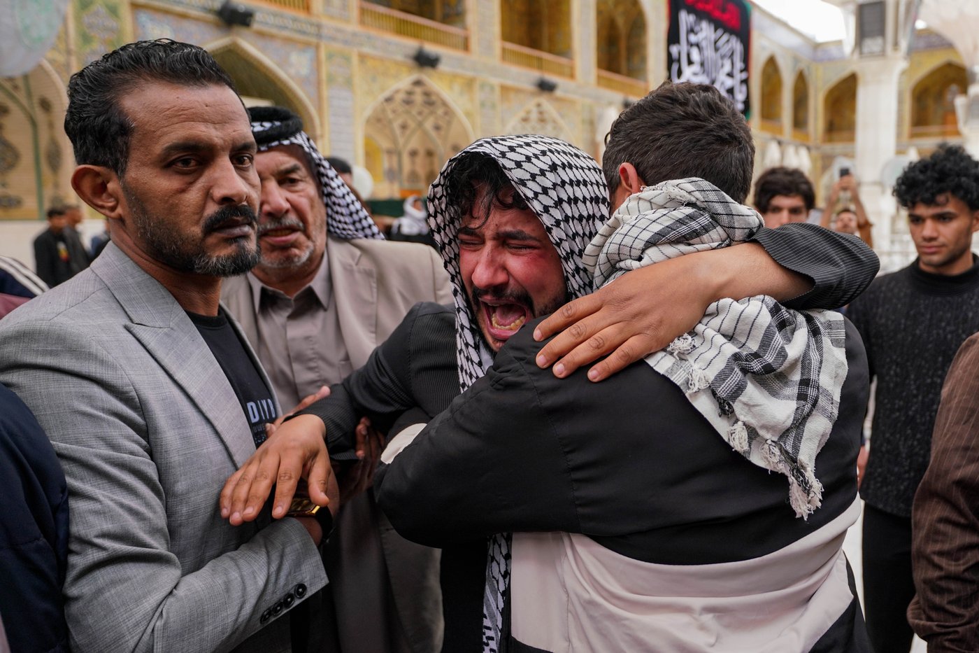 Photos from the Mideast in the 4th week of the Iran war | iNFOnews.ca