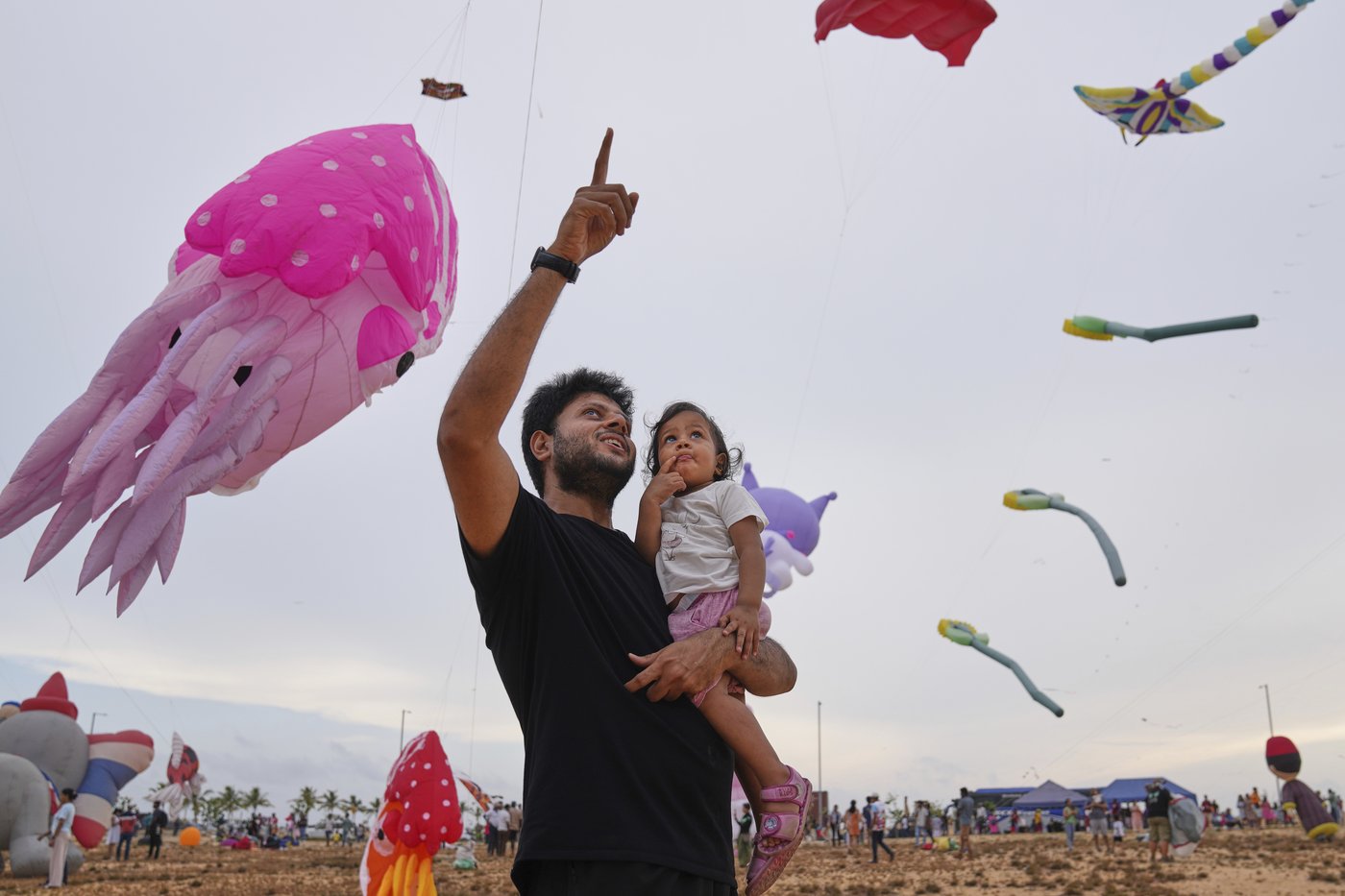 Photos of an international kite festival in Sri Lanka | iNFOnews.ca
