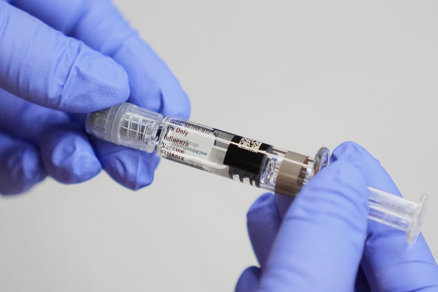 Top US doctors offer updated flu and COVID vaccine recommendations, aiming to ease confusion | iNFOnews.ca