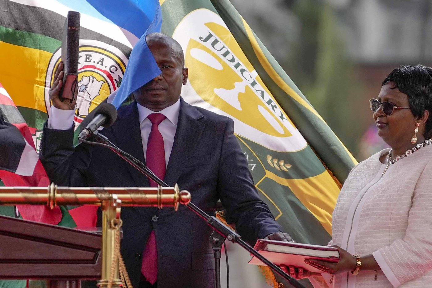 Kenya's new deputy president sworn in as his predecessor challenges his impeachment in court | iNFOnews.ca