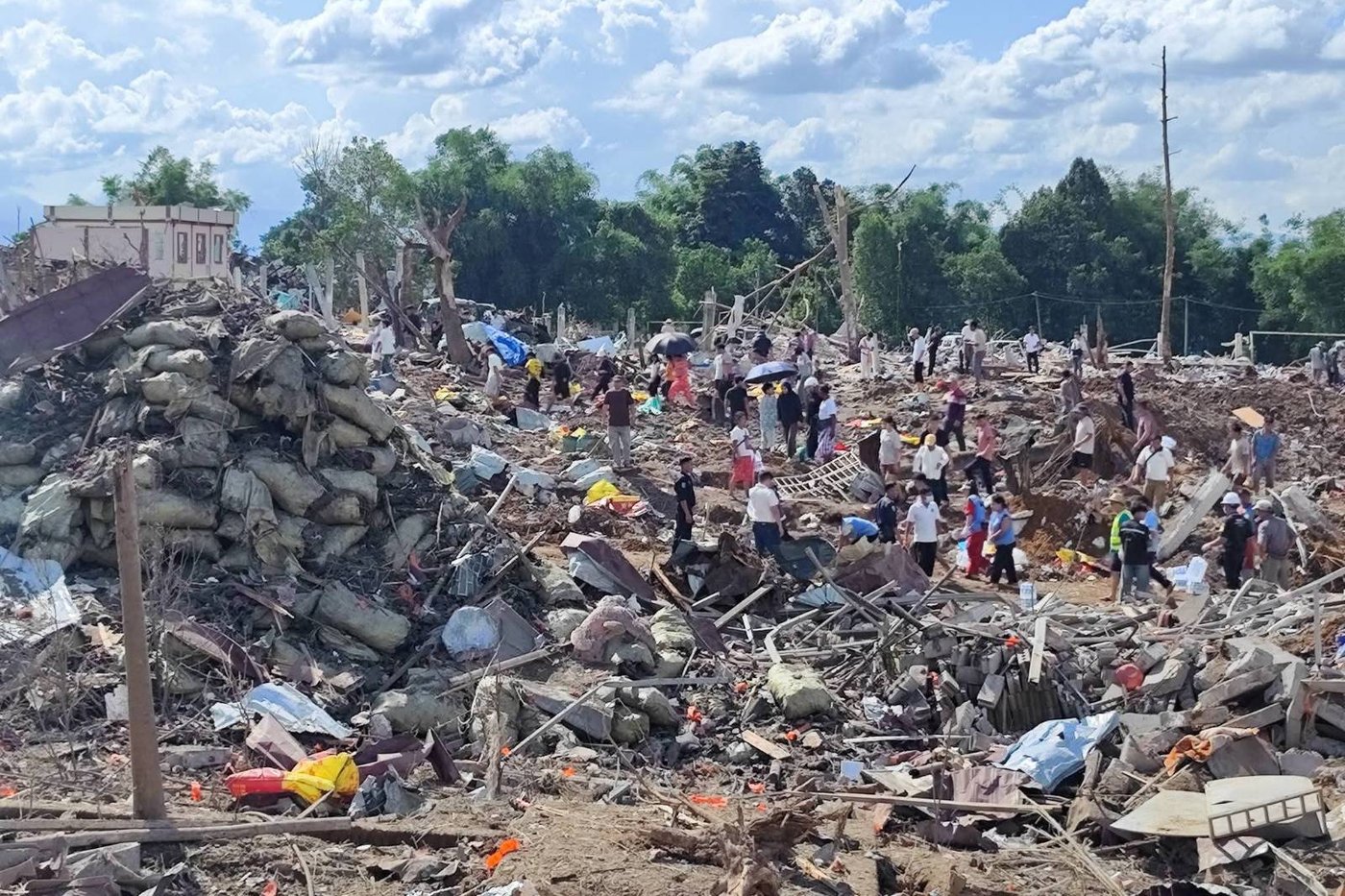 Blast at building storing explosives in Myanmar kills more than 45 people | iNFOnews.ca Blast at building storing explosives in Myanmar kills more than 45 people | iNFOnews.ca