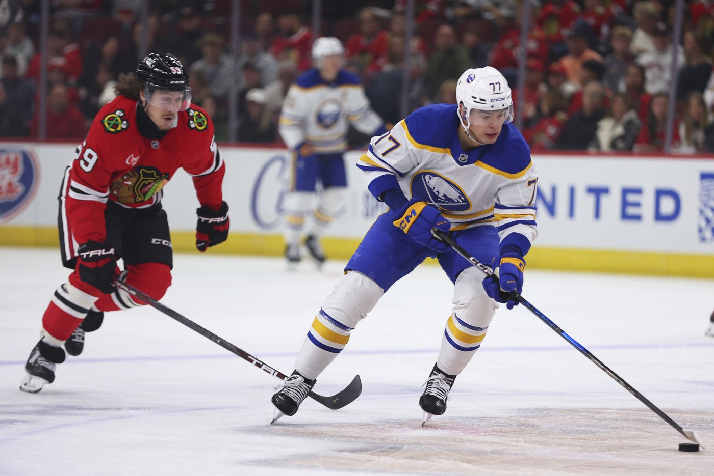 Peterka, Thompson lead Sabres past Blackhawks 4-2 | iNFOnews.ca