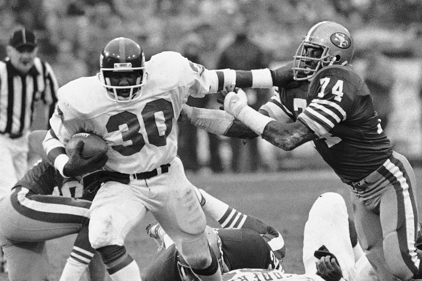 From Fred Dean to Christian McCaffrey: How midseason trades reshaped NFL history | iNFOnews.ca