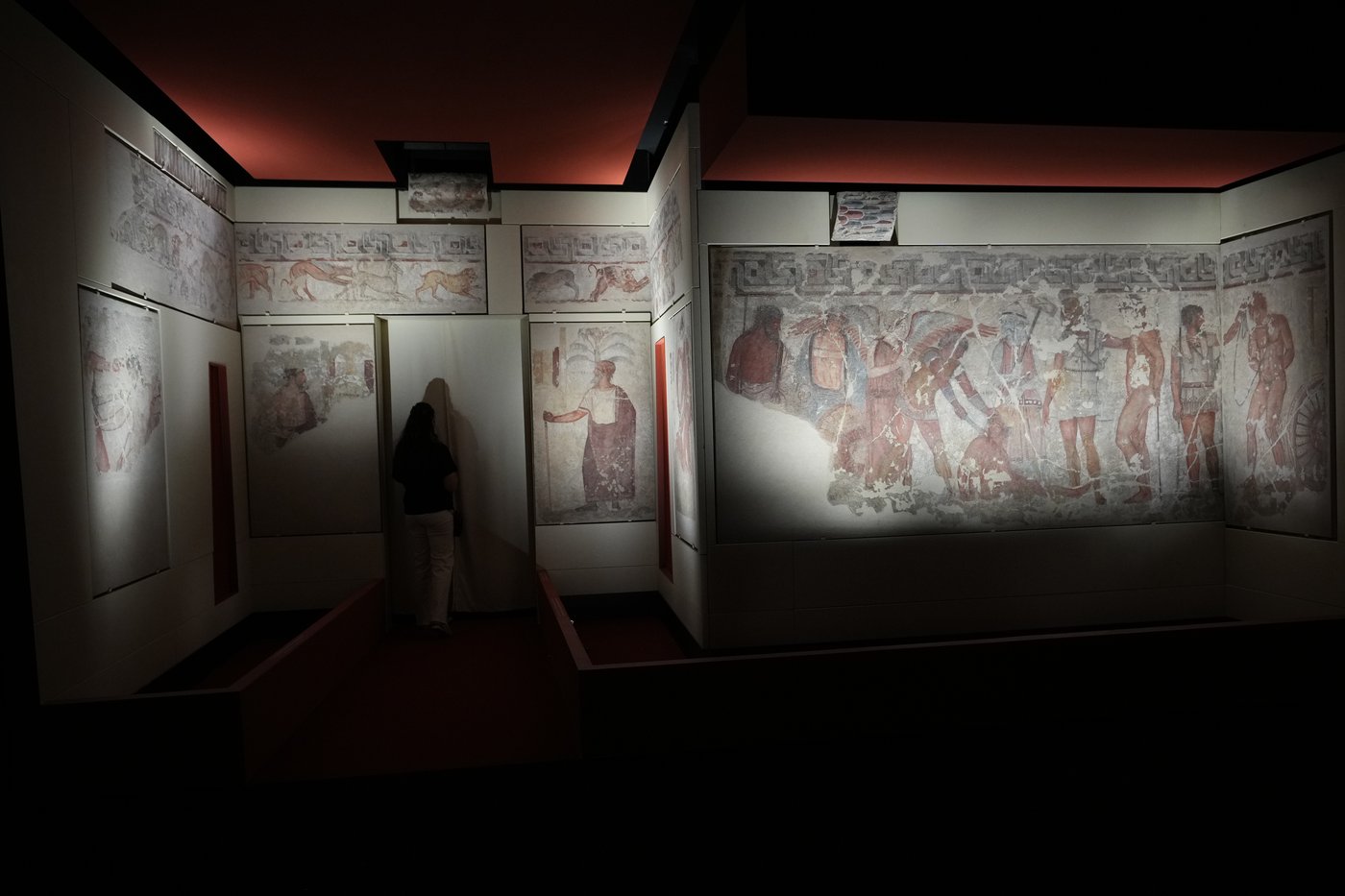 Italy displays paintings from an ancient Etruscan tomb, its latest cultural acquisition | iNFOnews.ca