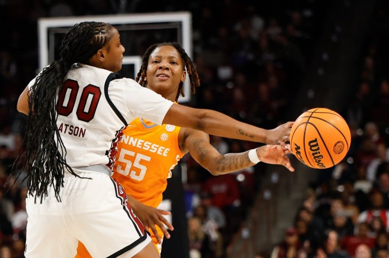 Caldwell calls out Tennessee after record loss to South Carolina; Lady Vols look to rebound | iNFOnews.ca
