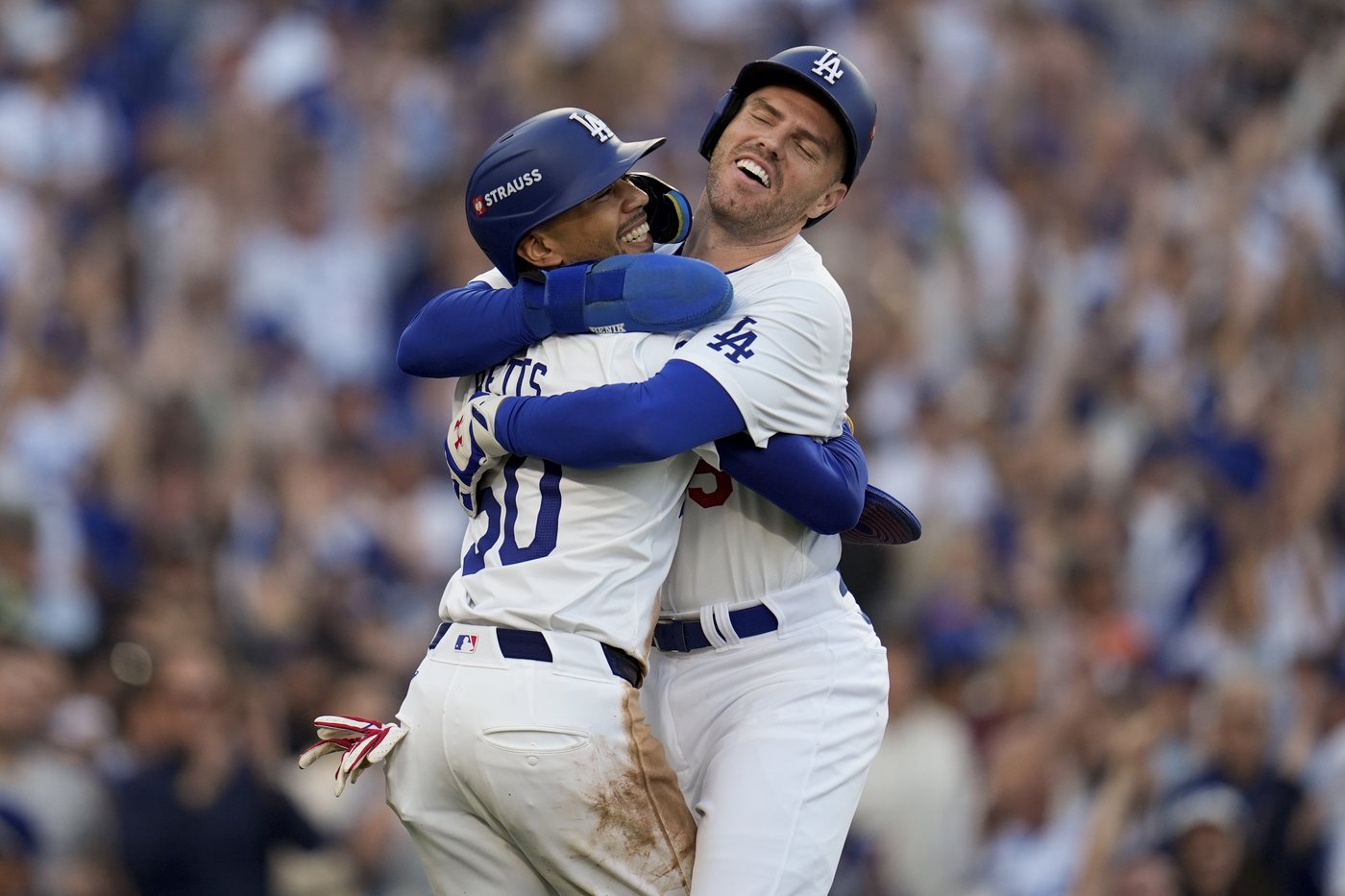 All-Star 1B Freddie Freeman out of Dodgers' lineup for Game 4 of NLCS against Mets | iNFOnews.ca