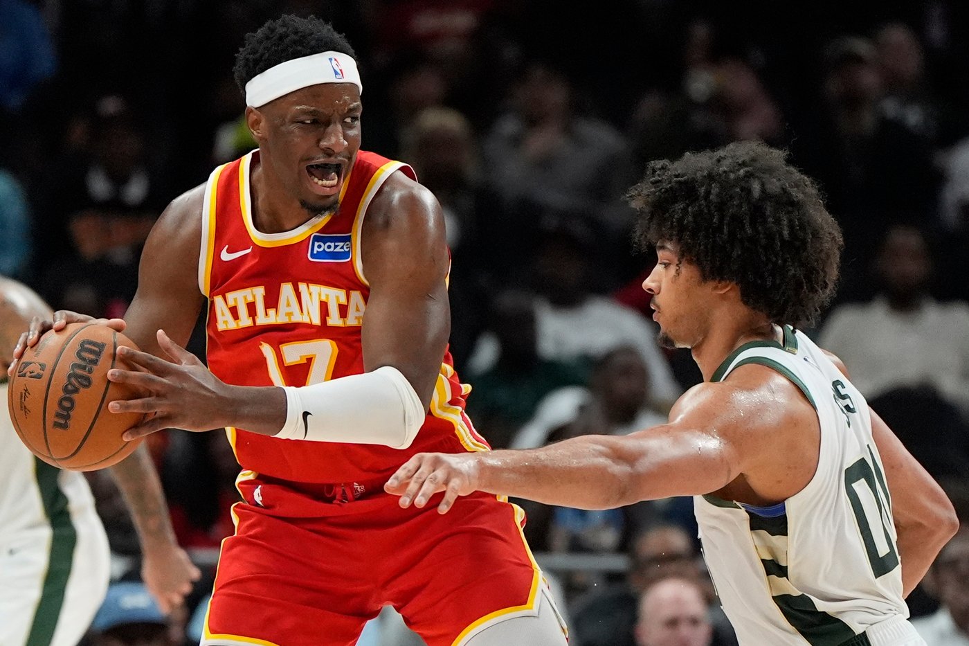 McCollum scores 30, Johnson has a triple-double as the Hawks beat the Bucks for 9th straight win | iNFOnews.ca