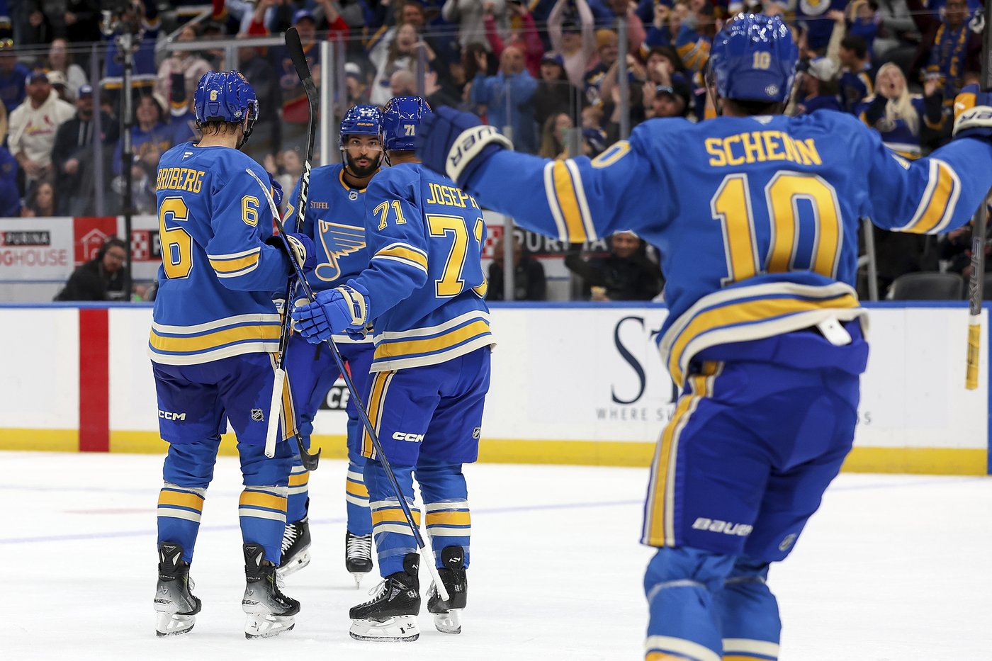Kapanen scores in 3rd period as the Blues beat the Hurricanes 4-3 | iNFOnews.ca Kapanen scores in 3rd period as the Blues beat the Hurricanes 4-3 | iNFOnews.ca