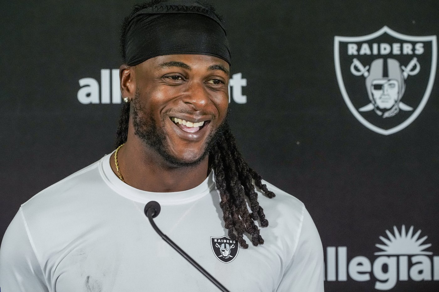 Crosby and Adams will not play against the Browns, adding to the Raiders' long injury list | iNFOnews.ca Crosby and Adams will not play against the Browns, adding to the Raiders' long injury list | iNFOnews.ca