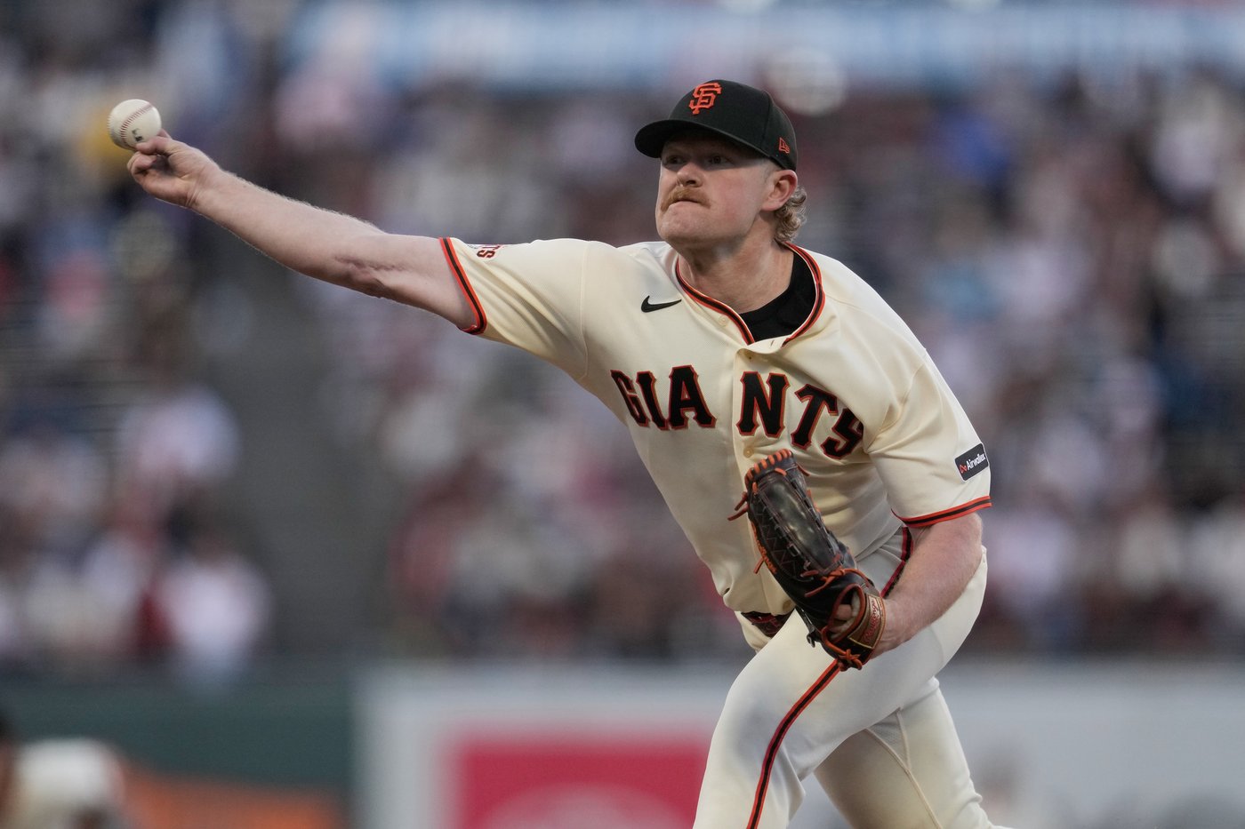 Shay Whitcomb chops a single in 11th for 1st career game-ending RBI as Giants beat Cardinals 5-4 | iNFOnews.ca