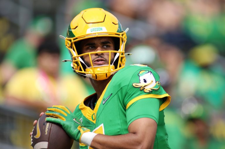 Dan Lanning impressed with QB Dante Moore as No. 6 Oregon looks ahead to Oklahoma St | iNFOnews.ca
