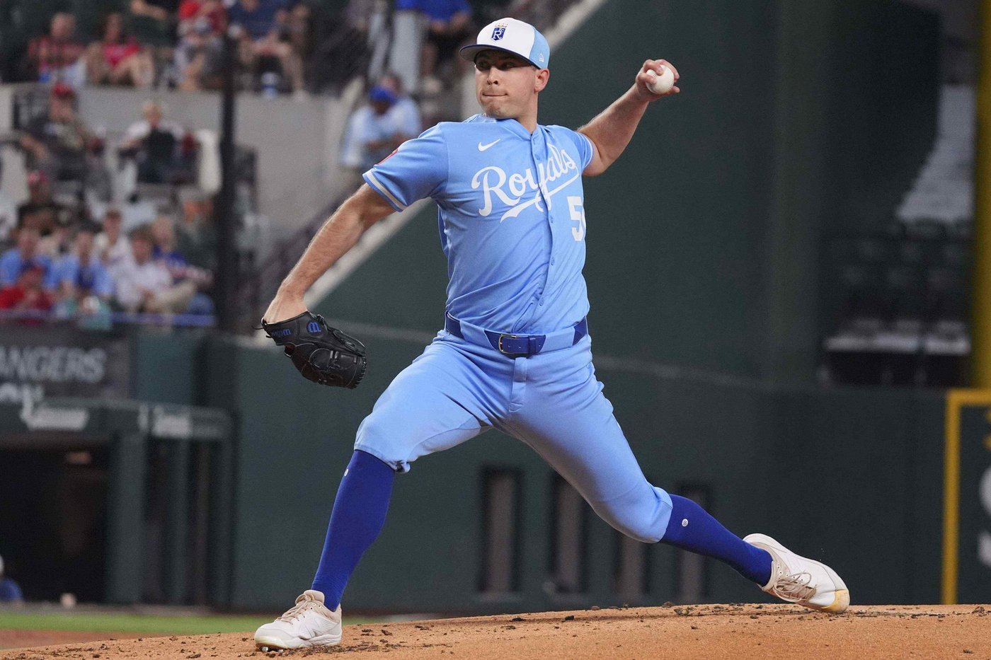 Maikel Garcia homers to help the Kansas City Royals beat the Texas Rangers 6-3 | iNFOnews.ca