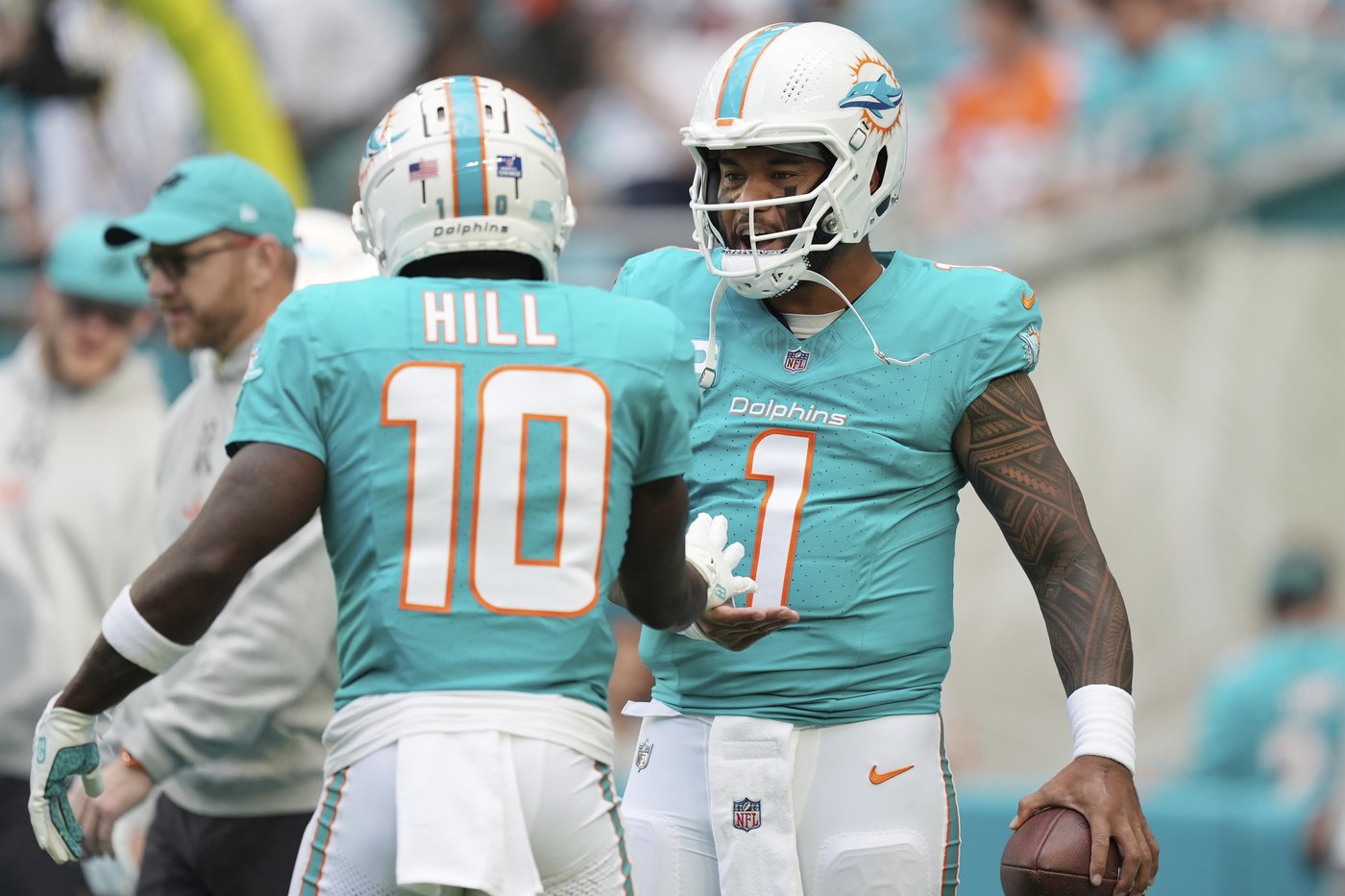 Dolphins clinging to thin playoff hopes. Hit the road to face Browns, who have lost four straight | iNFOnews.ca Dolphins clinging to thin playoff hopes. Hit the road to face Browns, who have lost four straight | iNFOnews.ca