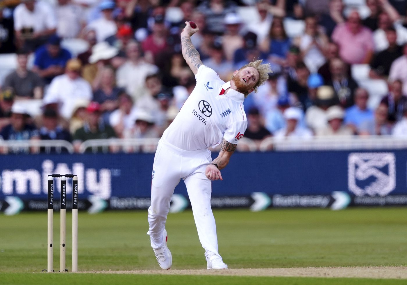 England set for big win after forcing fighting Zimbabwe to follow on | iNFOnews.ca