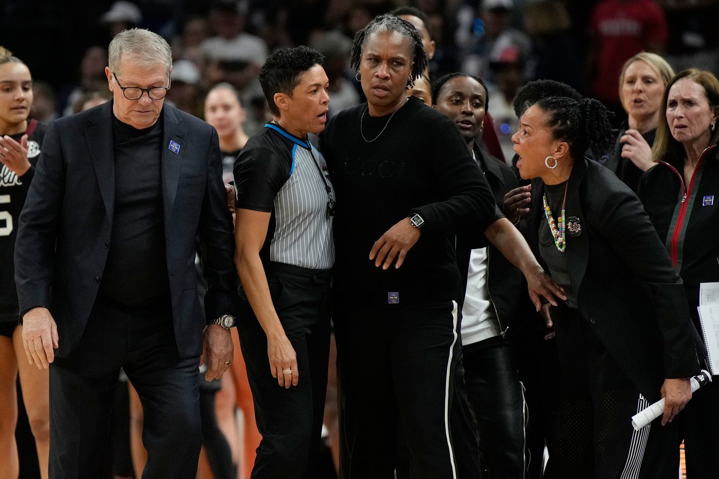 South Carolina's Staley says it is time to move past her Final Four skirmish with UConn's Auriemma | iNFOnews.ca