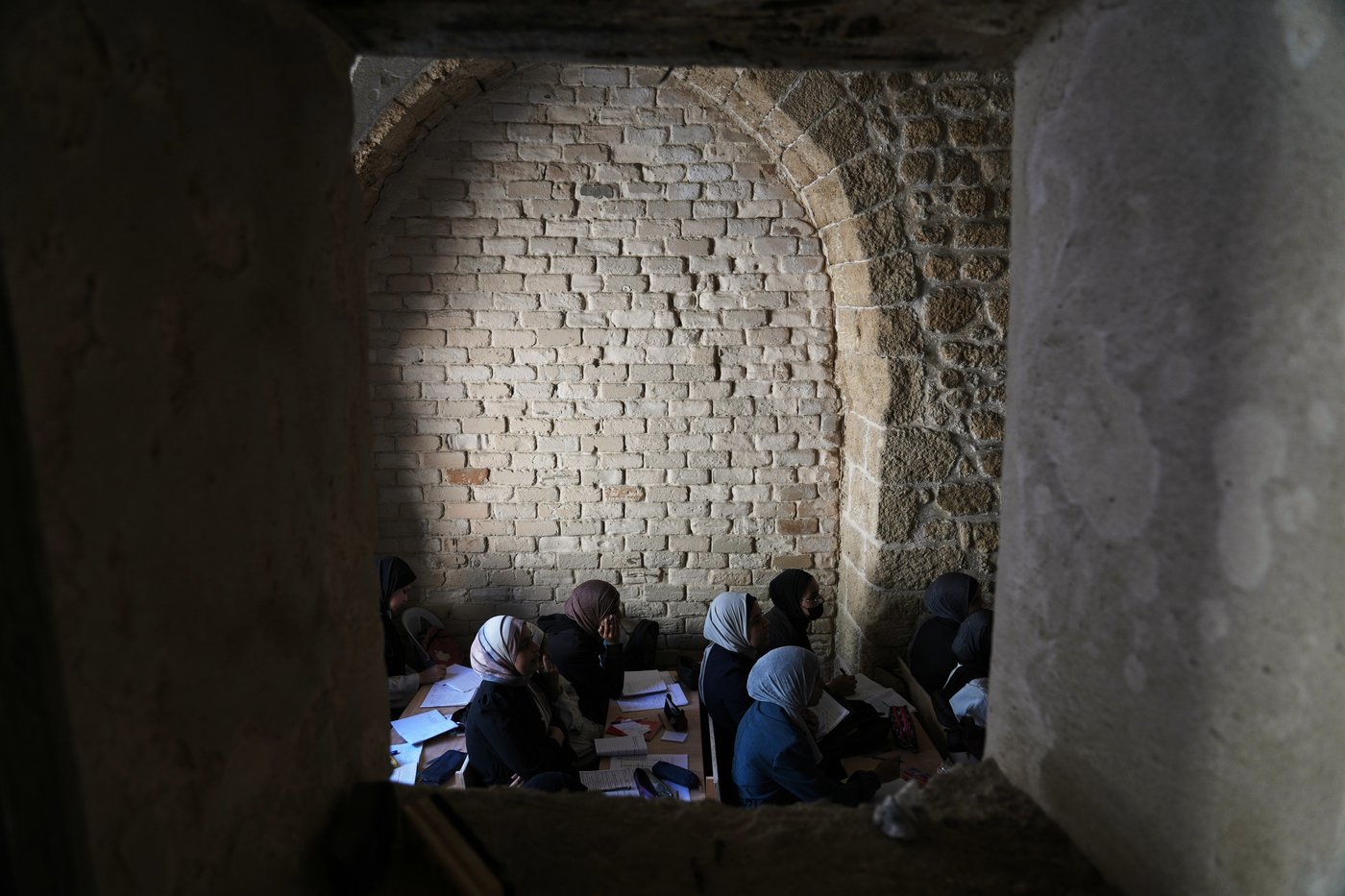 Humanitarian officials race to reopen Gaza schools, in photos | iNFOnews.ca