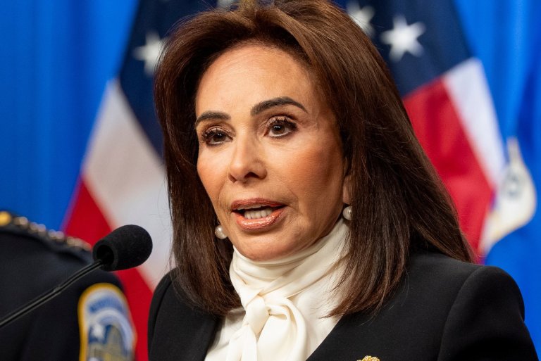 Watchdog files bar complaint against Jeanine Pirro over bid to indict 6 Democratic lawmakers | iNFOnews.ca