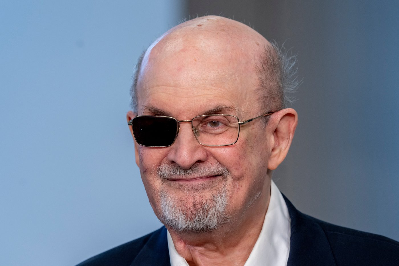 Salman Rushdie will receive a National Book Award medal for lifetime achievement | iNFOnews.ca
