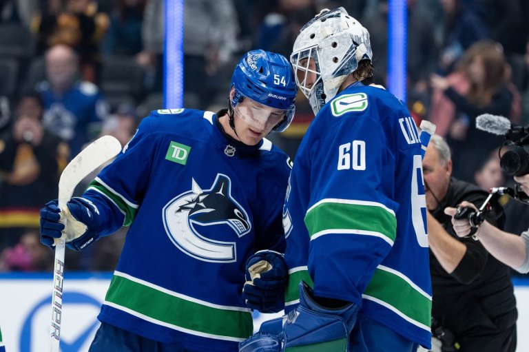 Raty's three-point night fills void at centre for short-staffed Vancouver Canucks | iNFOnews.ca