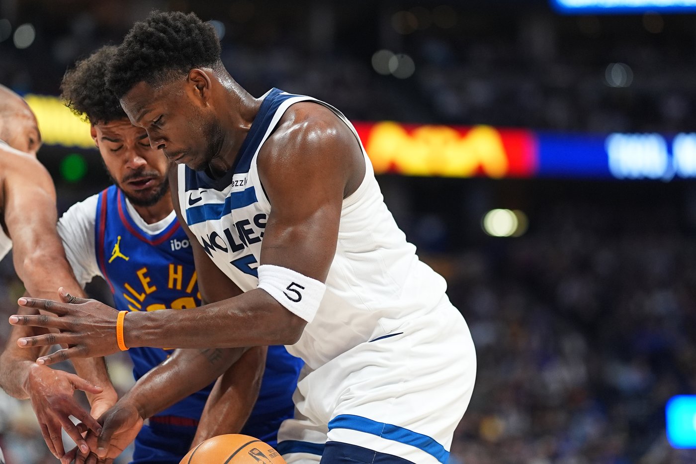 Anthony Edwards and T-Wolves move into 4th in the West with a 117-108 win over the Nuggets | iNFOnews.ca Anthony Edwards and T-Wolves move into 4th in the West with a 117-108 win over the Nuggets | iNFOnews.ca