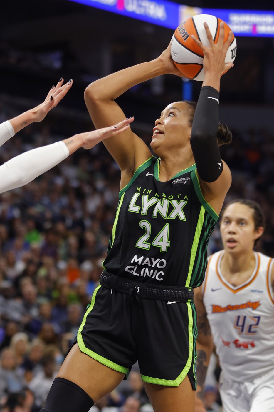 Napheesa Collier scores 42 to tie a WNBA playoff record for points, and the Lynx swept the Mercury | iNFOnews.ca Napheesa Collier scores 42 to tie a WNBA playoff record for points, and the Lynx swept the Mercury | iNFOnews.ca