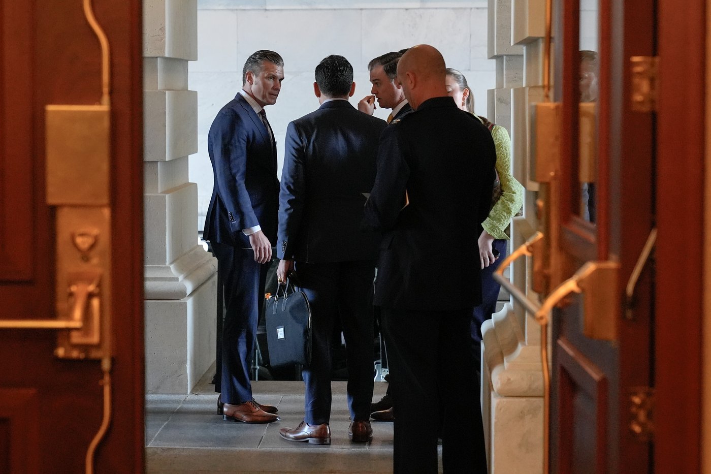 Hegseth and Rubio share classified details on boat strikes with congressional leaders | iNFOnews.ca Hegseth and Rubio share classified details on boat strikes with congressional leaders | iNFOnews.ca