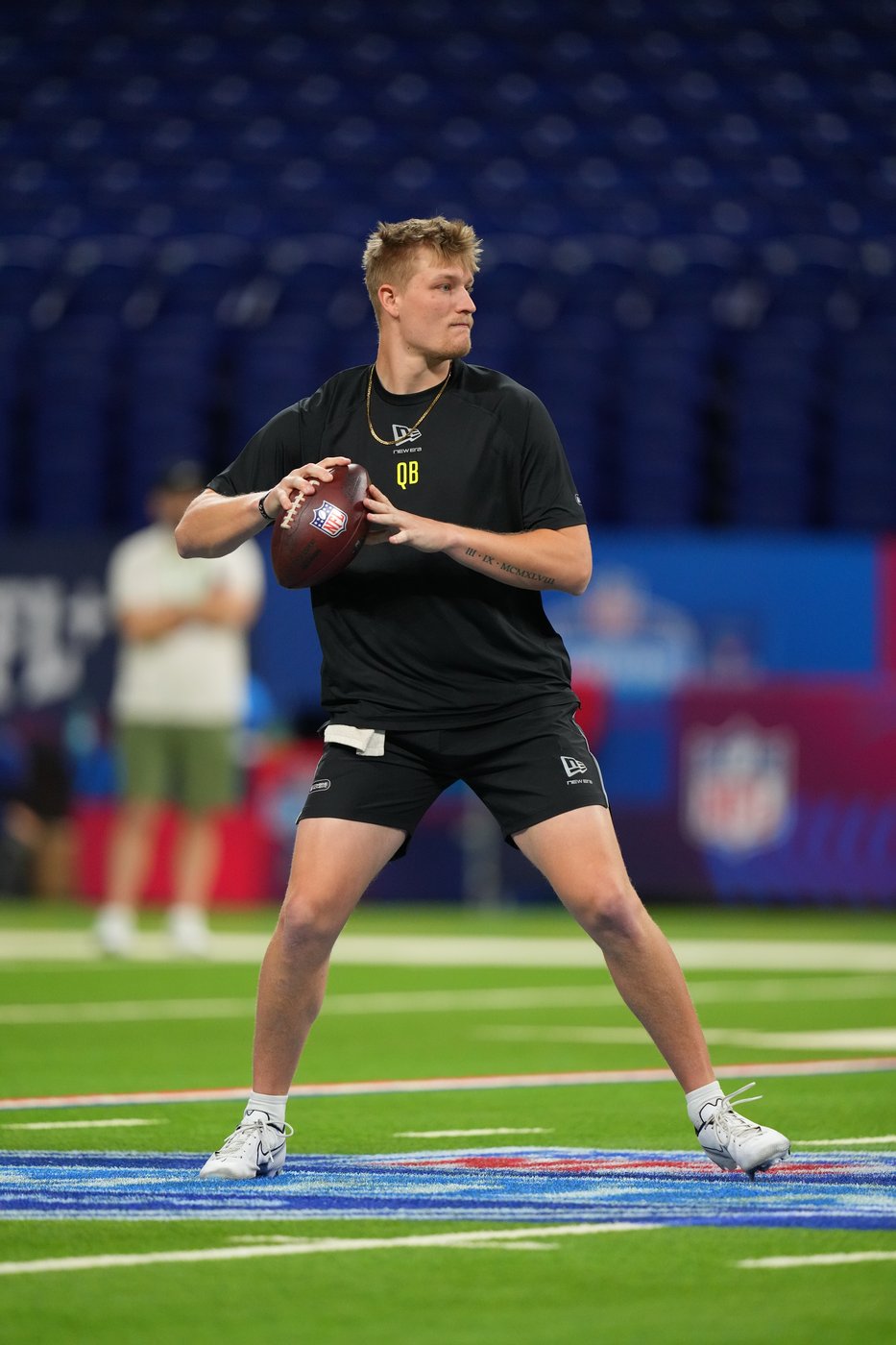 Canadian quarterback Taylor Elgersma signs deal with Winnipeg Blue Bombers | iNFOnews.ca
