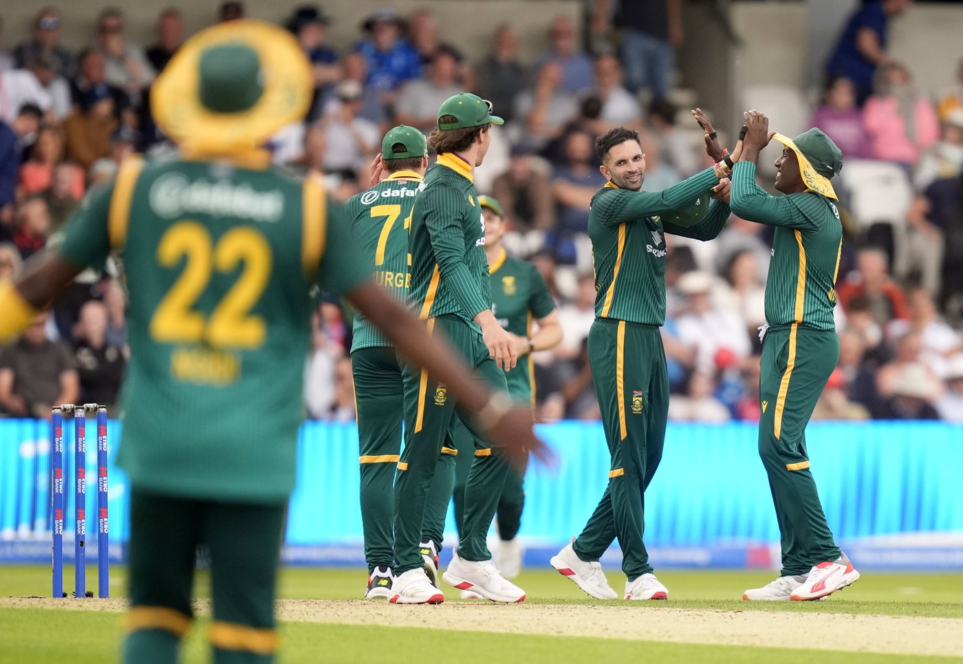 South Africa routs England by 7 wickets in first ODI after hosts bowled out for 131 | iNFOnews.ca South Africa routs England by 7 wickets in first ODI after hosts bowled out for 131 | iNFOnews.ca