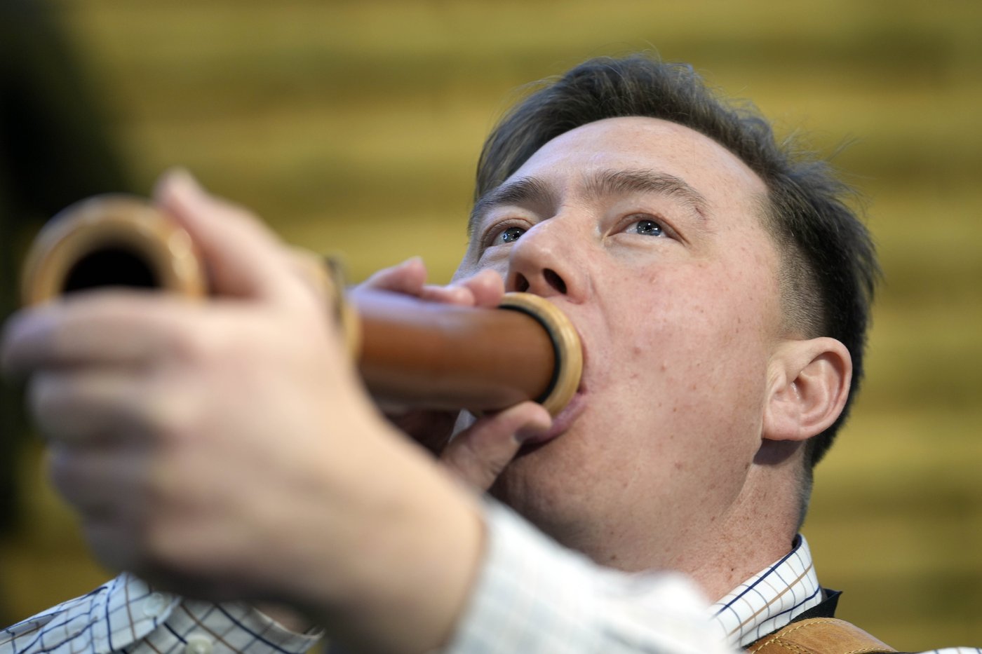Think you can bellow like a stag? German hunters compete in a national deer calling championship | iNFOnews.ca Think you can bellow like a stag? German hunters compete in a national deer calling championship | iNFOnews.ca
