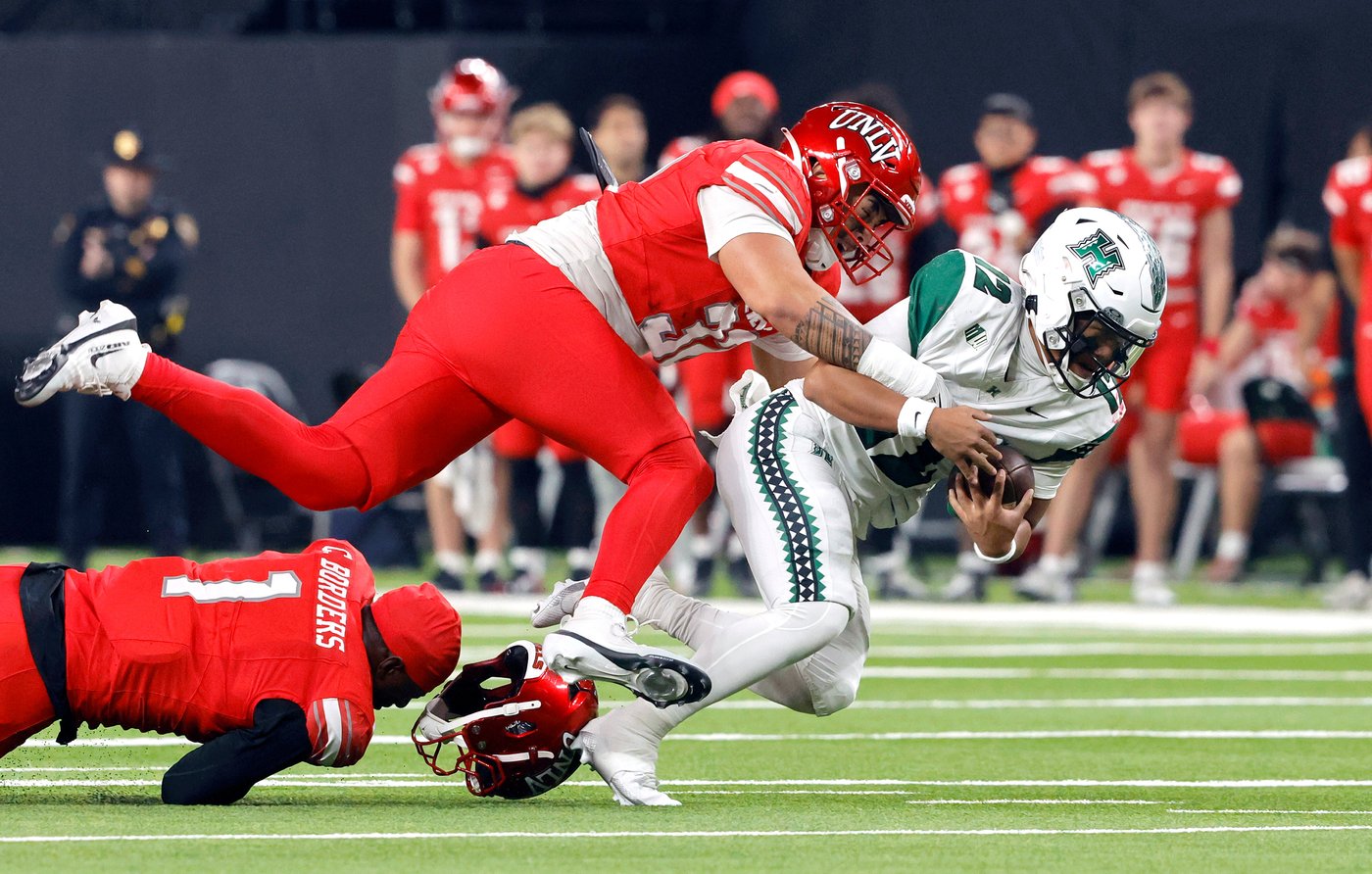 Anthony Colandrea throws 3 TD passes to lead UNLV to 38-10 victory over Hawaii | iNFOnews.ca