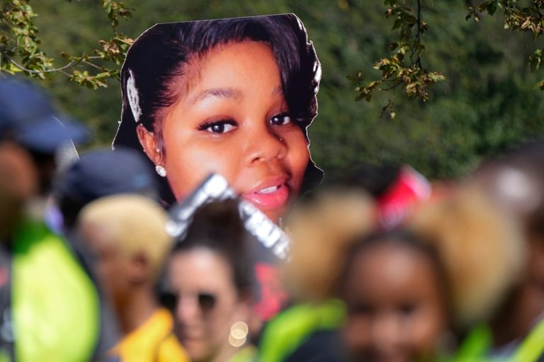 Timeline of events since Breonna Taylor's shooting death by police | iNFOnews.ca