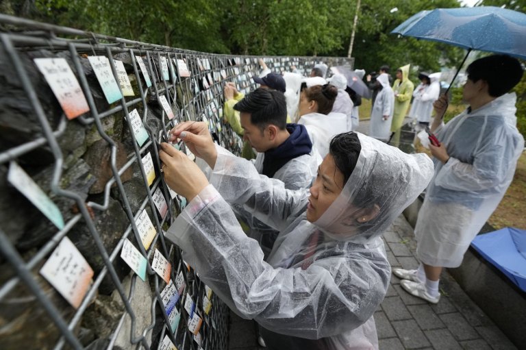 A wall of nametags at a South Korean park testifies to adoptees’ longing for their birth mothers | iNFOnews.ca
