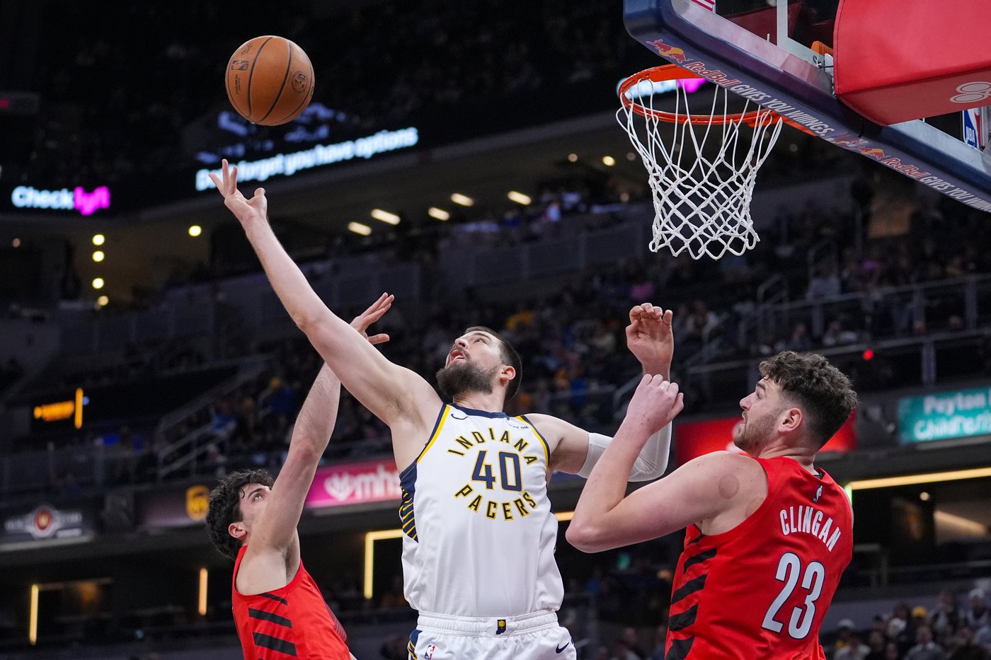 Avdija scores 32, Clingan adds 28 as Trail Blazers beat Pacers 127-119 to close in on play-in spot | iNFOnews.ca