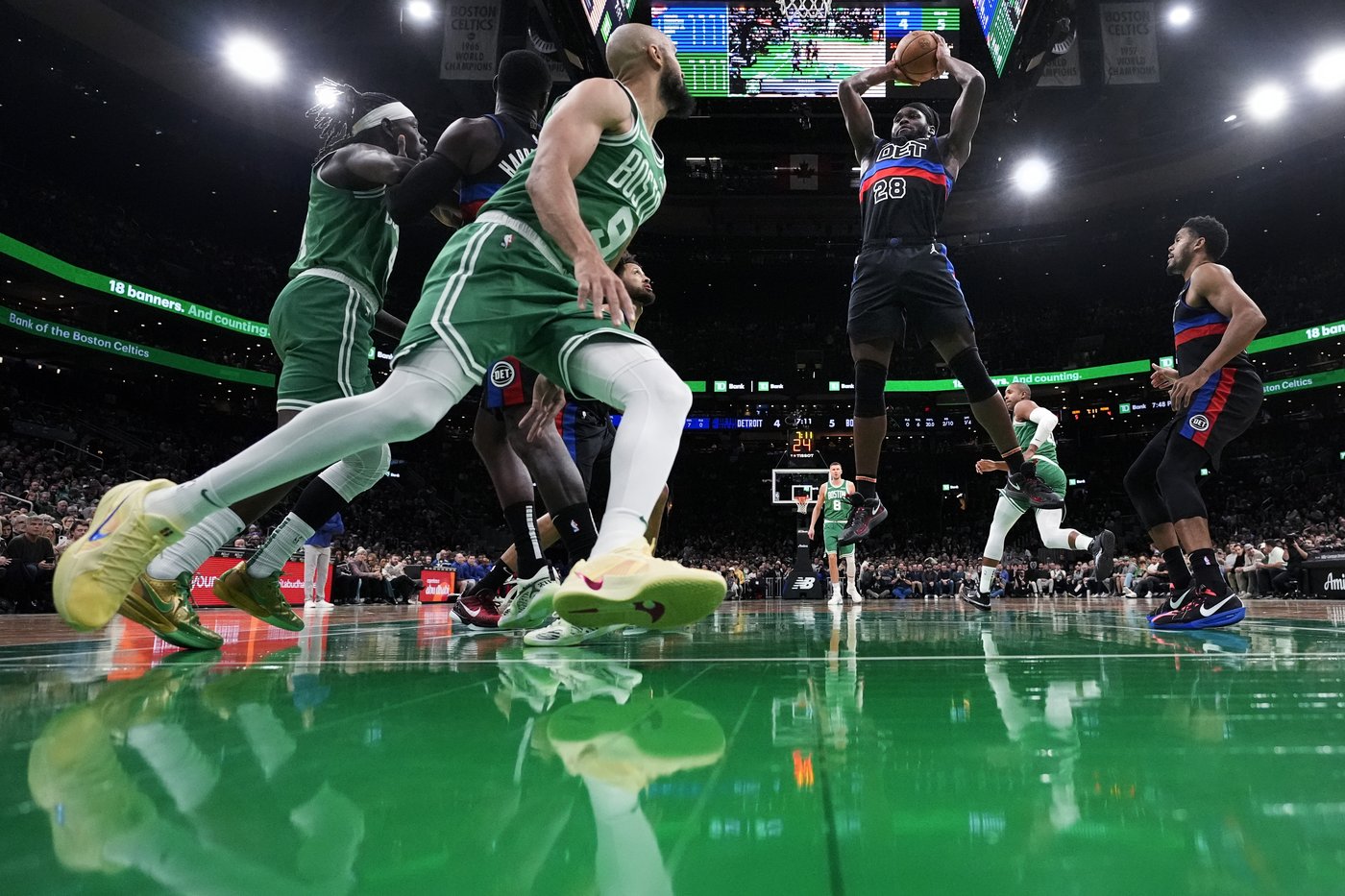 Pritchard scores 27 and hits 7 3-pointers to help Celtics earn 20th win, power past Pistons 123-99 | iNFOnews.ca